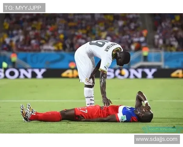 足球明星邓普西的传奇旅程与对美式足球的深远影响